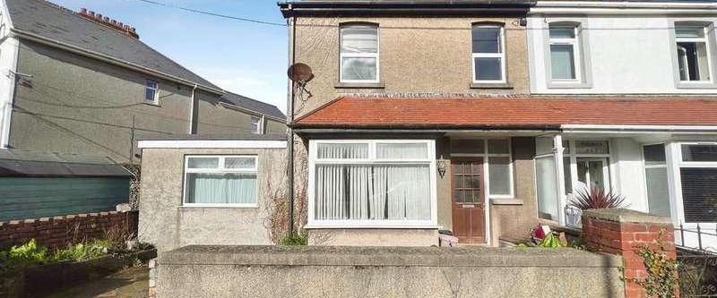 New Road, Porthcawl, CF36 - Photo 1