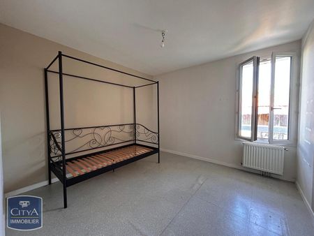 Location Appartement 4 pièces 102m² LE BARP 33114 - Photo 4