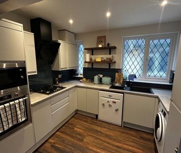 Grove Road, SM1 2AF - Photo 3