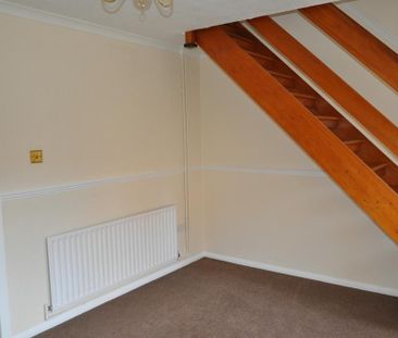 2 bedroom terraced house to rent - Photo 6