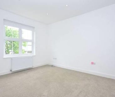 5 bedroom semi-detached house to rent - Photo 6