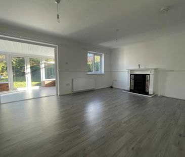 3 bedroom detached house to rent - Photo 5