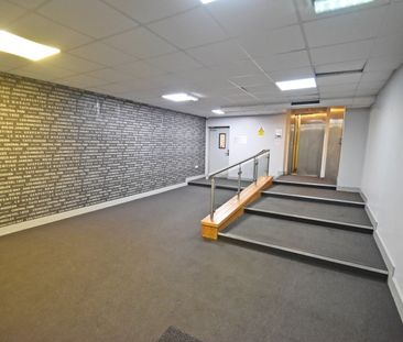 1 Bed Flat, Deans Road, M3 - Photo 2