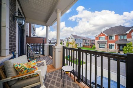 For Lease - 1348 Aymond Crescent, Oakville, Ontario - Photo 2