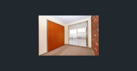 SPACIOUS 2 BEDROOM UNIT - Photo 4