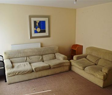 4 bedroom terraced house to rent - Photo 1