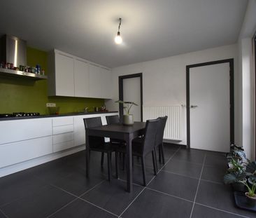 Charmante huurwoning vlakbij centrum Ruiselede - Photo 2