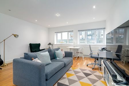 1 Bed Flat, Mount Pleasant, HA0 - Photo 2