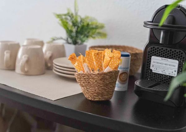 Calle de la Reina Mercedes, Madrid, Community of Madrid 28020