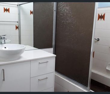 NEAT AND TIDY FAMILY HOME - Photo 3