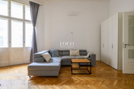 Warszawa, Śródmieście, Hoża - Zdjęcie 2