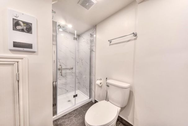 Maison de plain-pied à louer - Laval (Chomedey) (Place Renaud) - Photo 1