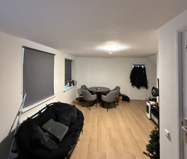 Per direct beschikbaar: 1-kamer appartement aan de Nieuwe Haagdijk ... - Photo 1