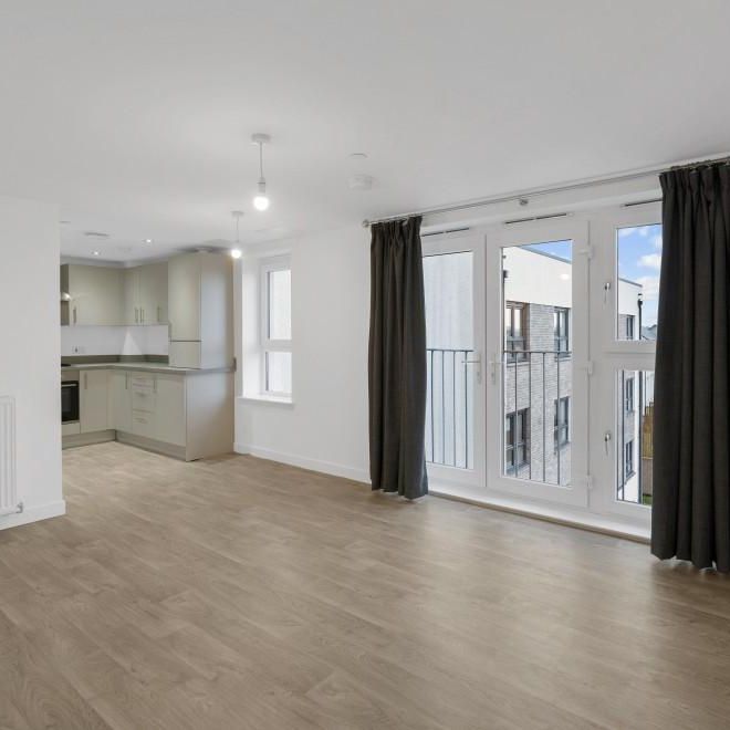 2 bedroom flat to rent - Photo 1