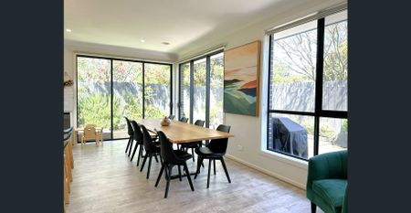 Exceptional Quality in the Heart of Kilsyth - Photo 2