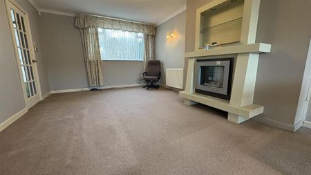 3 bedroom semi-detached house to rent - Photo 2