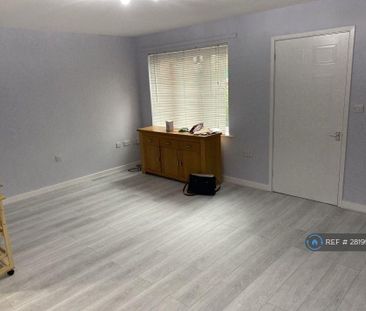 2 bedroom semi-detached house to rent - Photo 2