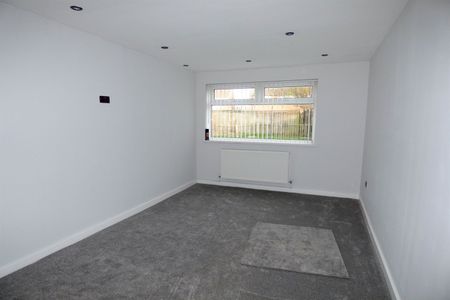 2 bed end of terrace house to rent in Brisbane Avenue, South Shields, NE34 - Photo 5