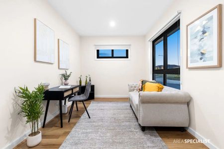“Highly Upgraded Family Home in Sought-After Harpley Estate” - Photo 4