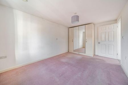 2 bedroom detached bungalow to rent - Photo 2