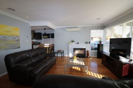 1 Johnston Avenue, Newcomb - Photo 2