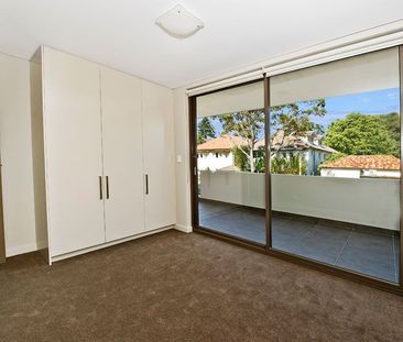 BEACHSIDE LUXURY HOME! - Photo 4