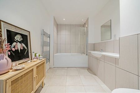 Gibbs Lane, Broadway Market, E2 - Photo 5