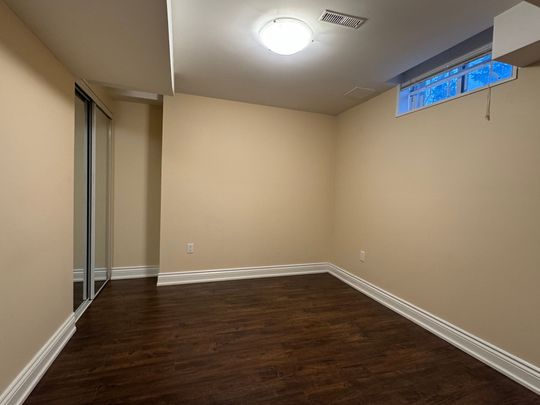 For Lease - 122A Clarendon Drive Unit# Bsmt, Richmond Hill, Ontario - Photo 1