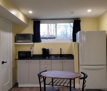 For Lease - 7 HARBOUR Crescent Unit# Unit 2, Wasaga Beach, Ontario - Photo 3