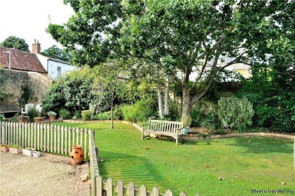 6 bedroom property to rent in Castle Cary - Photo 1