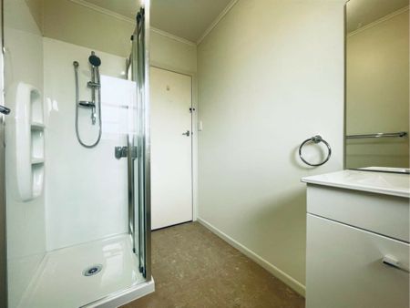 2 BEDROOM - NEW BATHROOM AND KITCHEN, LAWNS INCLUDED - Photo 4