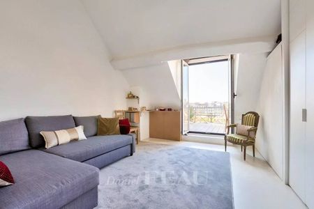 Location studio, Paris 4ème (75004), 1 pièce, 23 m², ref 85160446 - Photo 4