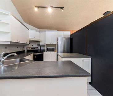 2972 Rue Marcille - Photo 6