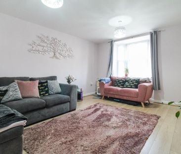 3 bedroom semi-detached house to rent - Photo 5