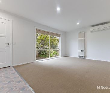 1/14 Beresford Road, LILYDALE - Photo 1