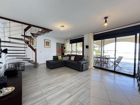 A louer, Maison / Villa, 155 m² - Photo 1