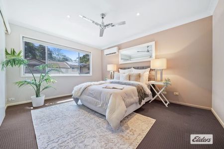 Spacious, Light Filled Townhouse in Daisy Hill - Photo 3