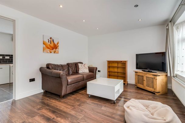 22 Cussick Street, off Lisburn Road, BELFAST, BT9 6DU - Photo 1