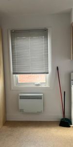 4 1/2 Renové disponible immédiatement - Photo 3