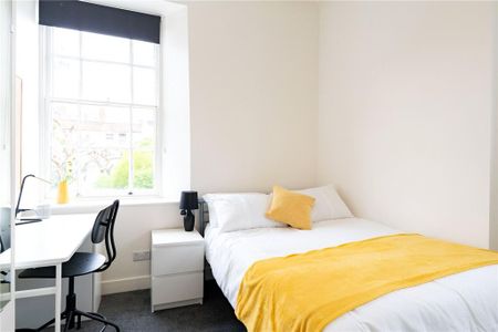 3 bedroom apartment to rent - Photo 2