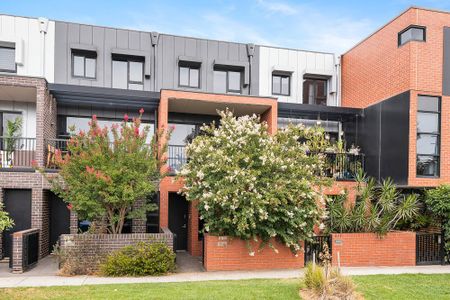 3/2 Bridge Street, Northcote VIC 3070 - Photo 4