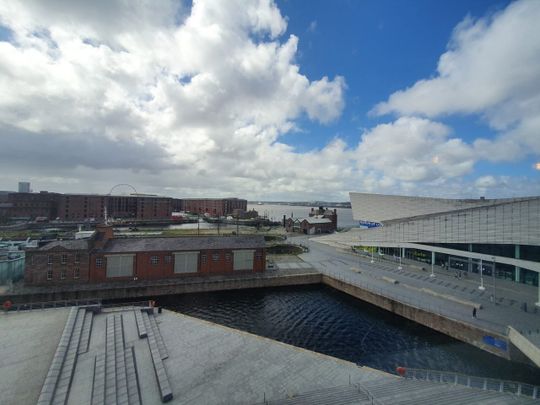 1 Bed Flat, Mann Island, L3 - Photo 1