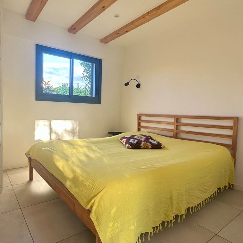 Collines de St Laurent du Var Maison jumelée meublée 3/4 pièces 70 m2 - Photo 1