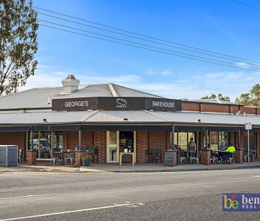 Modern Family Living in Huntly - Photo 2