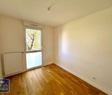 Location Appartement 2 pièces 52m² BOURG EN BRESSE 01000 - Photo 3