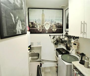 Studio to rent - Photo 6