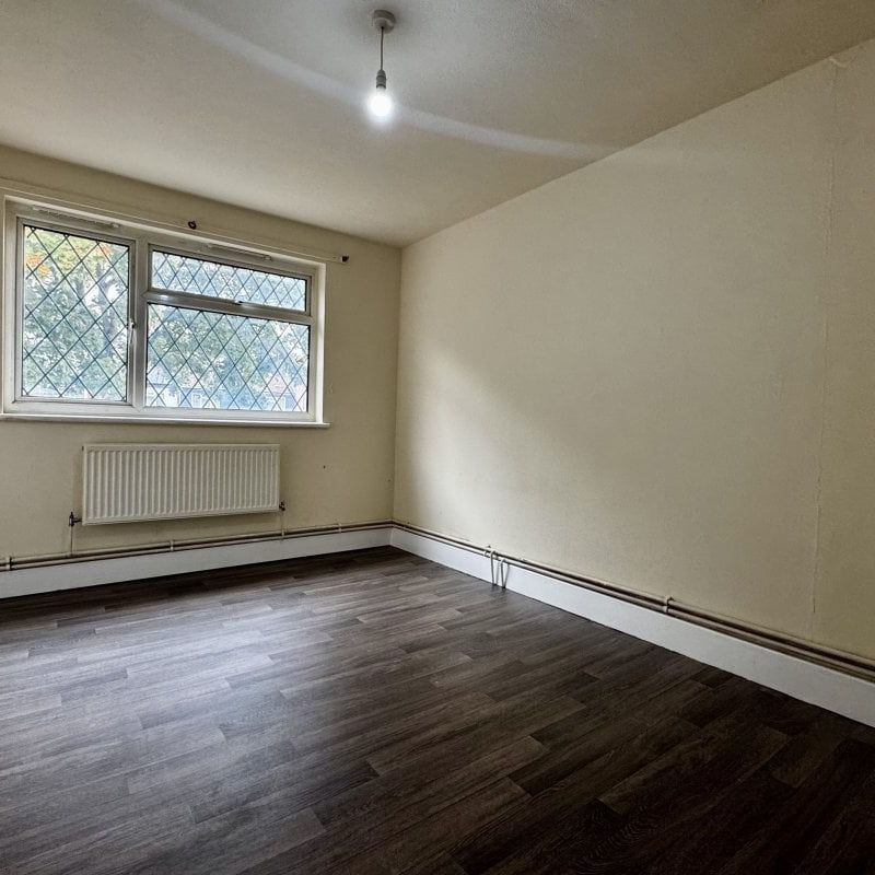 Goldsmith Road, WELLINGBOROUGH - Photo 1