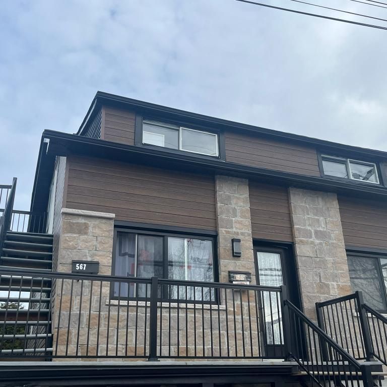 5 ½ à Louer | Rue Mirelle (Laval) | Disponible 15 Décembre - Photo 1