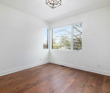 For Lease - 866 Woodroffe Avenue Unit# A, Britannia Heights - Queen... - Photo 3