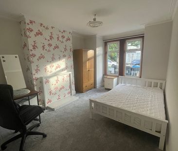 Room in a Shared House, Dartnell Road, CR0 - Photo 1